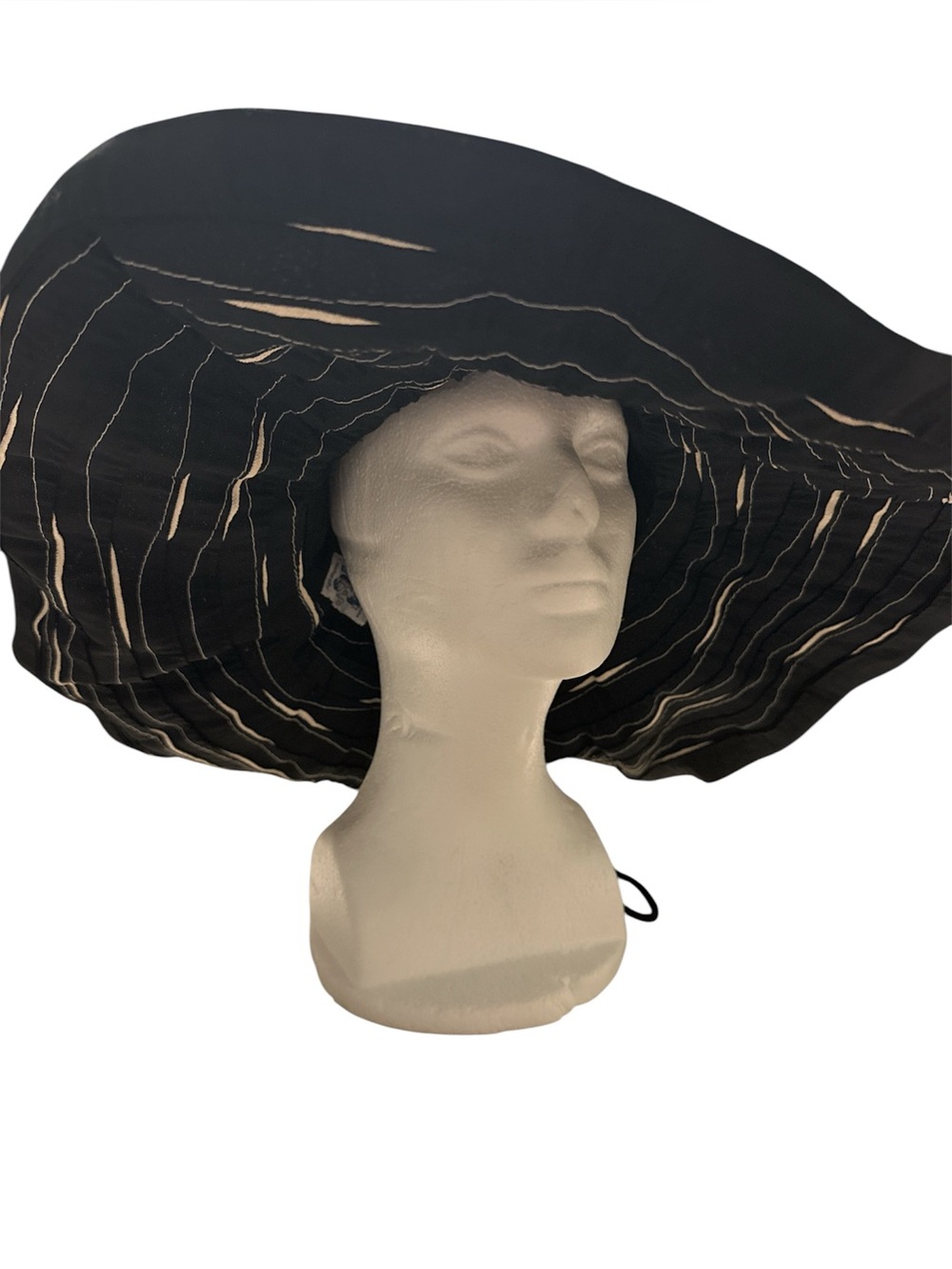 Sun N Sand Striped Black and White Wide-Brim Sun Hat OS (adjustable)